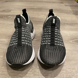 Nike React Phantom Flyknit 2